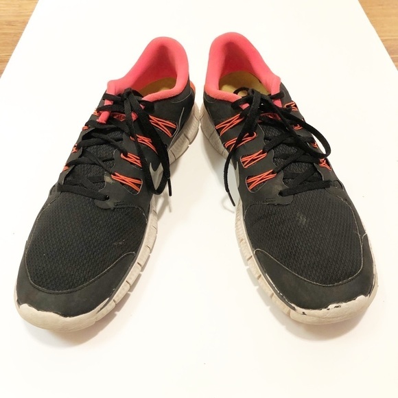 Nike Free 5.0 running shoes sneakers. Black & neon orange. Men's size 13 - Picture 11 of 12